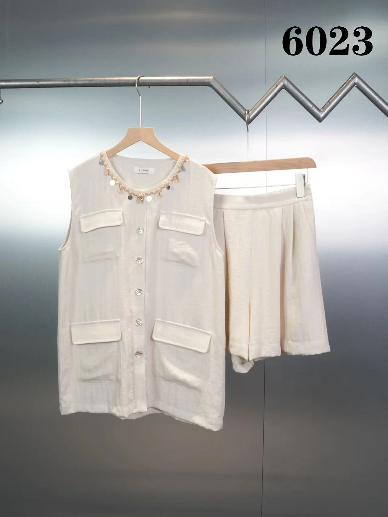 product-1279-1706 product-1279-1706